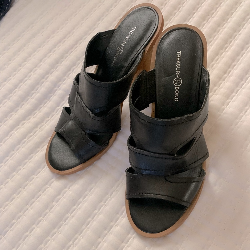 NWOT treasure bond Nordstrom sandals